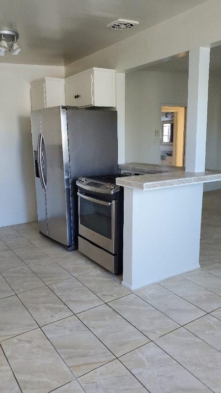 Photo - 1150 Manhattan Beach Blvd Apartment