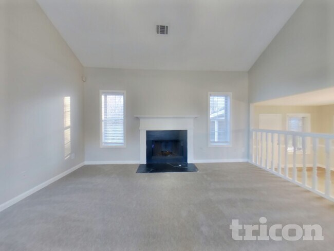 Building Photo - 114 Windsor Cir