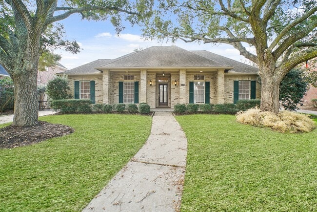 Foto del edificio - 1438 Crescent Green Dr