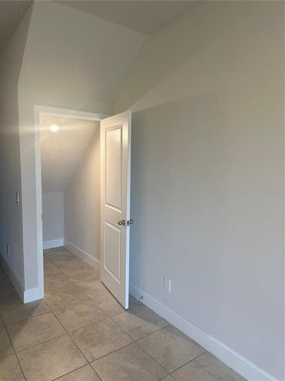 Foto del edificio - 1915 Holden Ridge Ln.