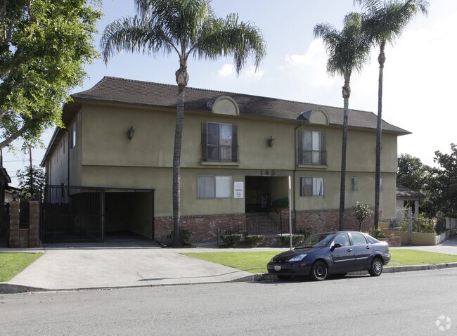 Building Photo - MC 1602 Winona Properties, LLC (140 Hoover)