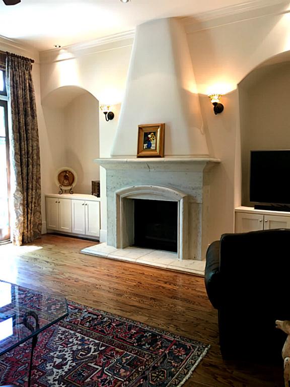 Foto del edificio - 3005 Mid Ln