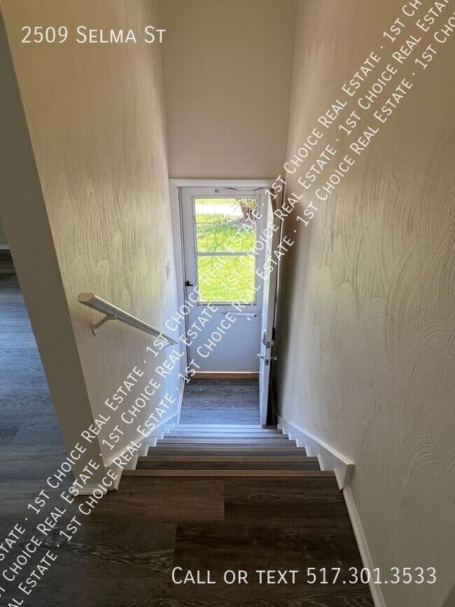 Foto del edificio - 2509 Selma St