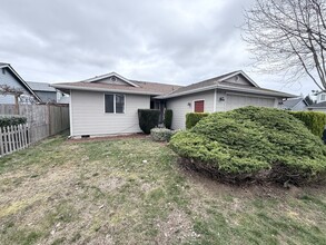 Building Photo - 2731 176th St NE