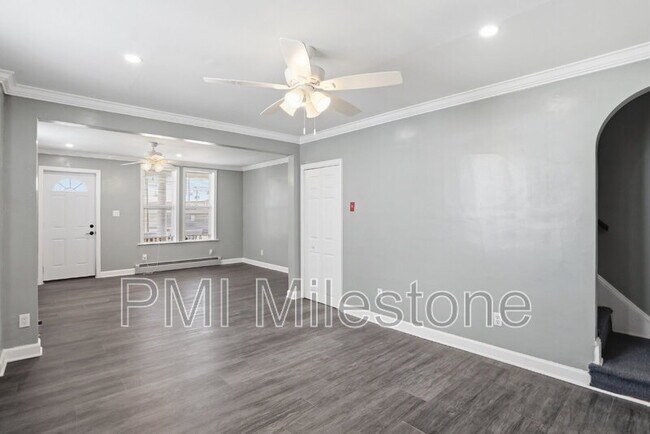 Building Photo - 805 Mulberry Ave