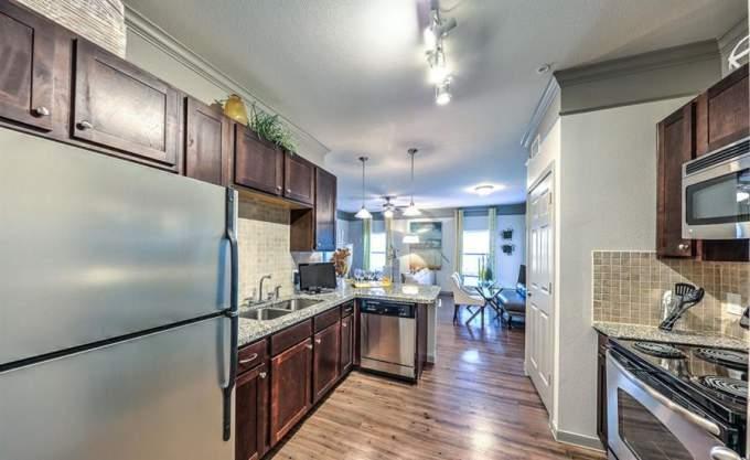 Foto principal - 3 bedroom in Katy TX 77450