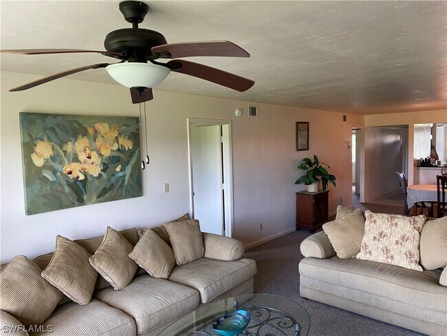 Foto del edificio - 3846 Snowflake Ln
