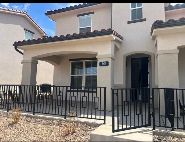 Foto del edificio - 756 W Sunfire Ln