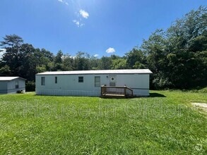 Building Photo - 9 Tre Ln