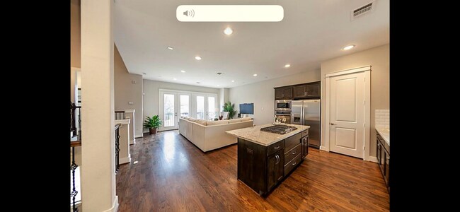 Foto del edificio - 608 W 28th St