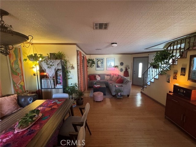 Foto principal - 428 N Hollywood Way