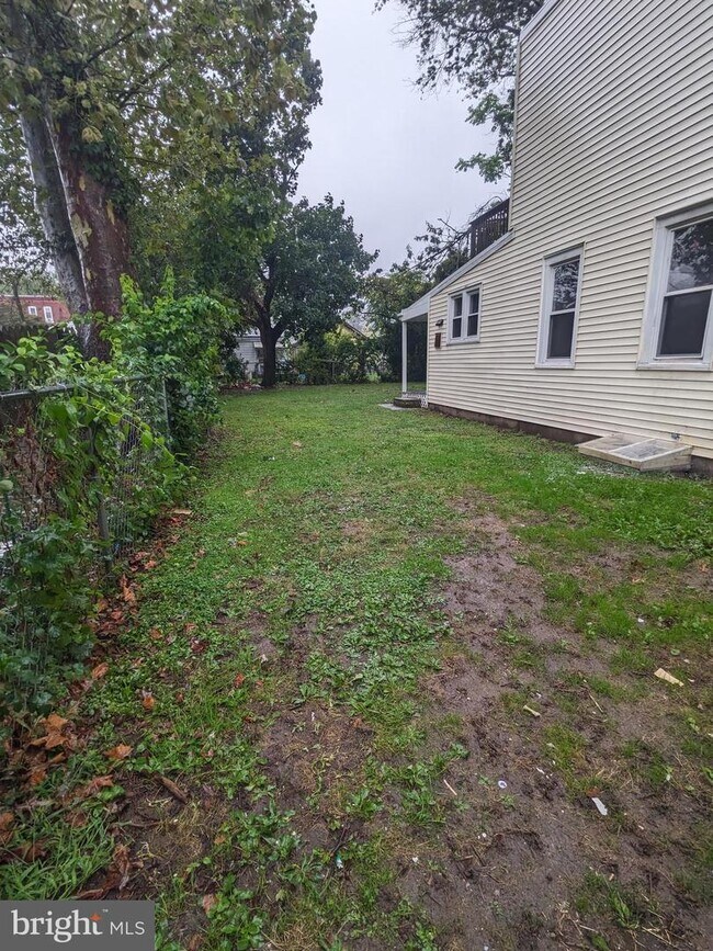 141 Lafayette Ave, Hamilton Township, NJ 08610 House Rental in