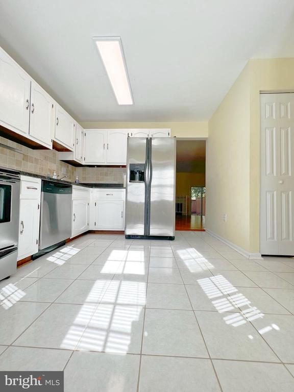 Foto del edificio - 9824 Oakdale Woods Ct