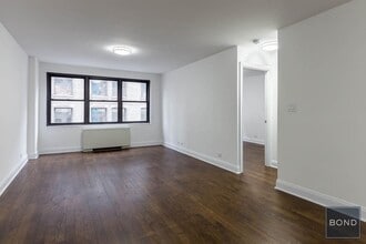 Building Photo - 96 Fifth Avenue