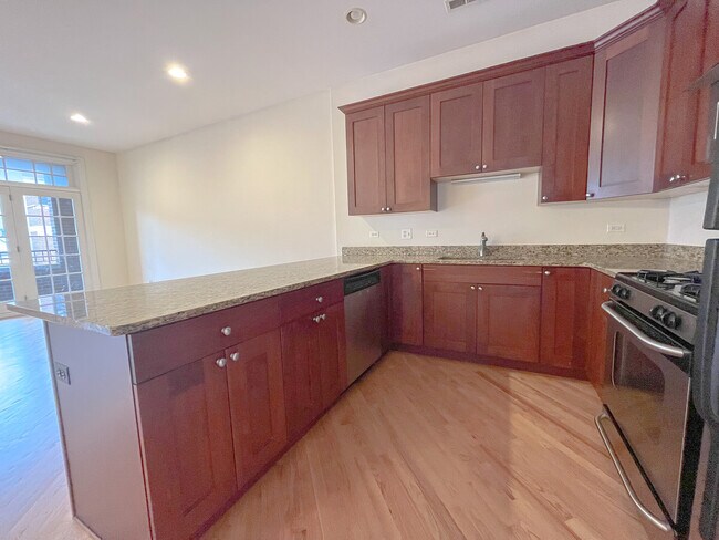 Foto del edificio - 1438 W Belmont Ave