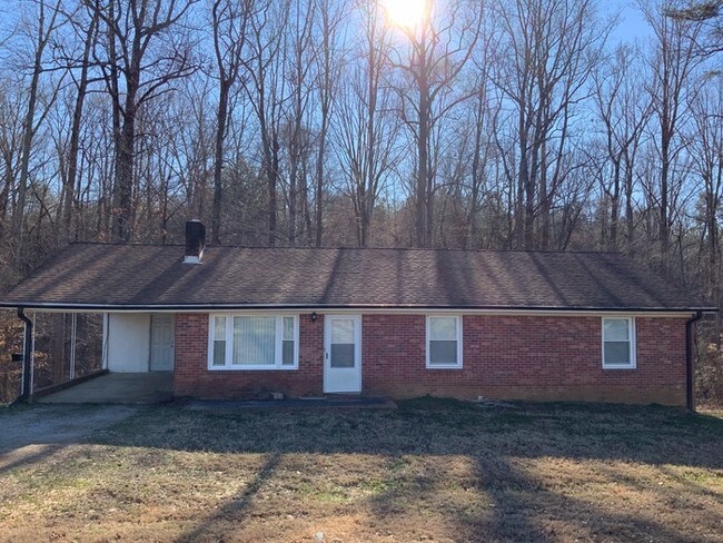 Building Photo - 3947 Applewood Ln