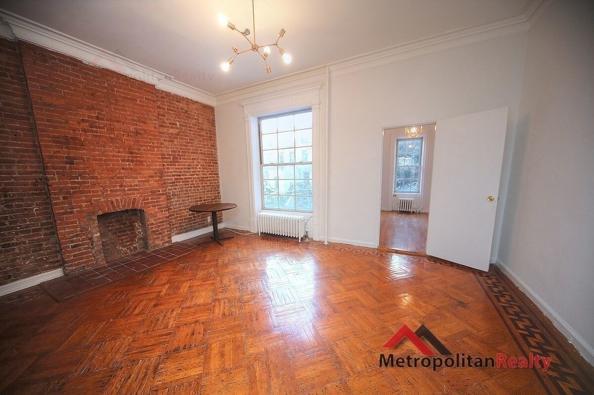 Primary Photo - 605 6th St