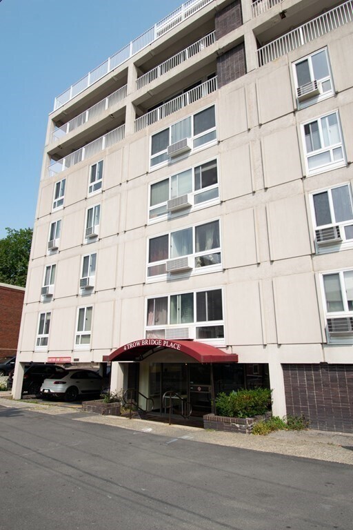 4 Trowbridge Pl Unit 4, Cambridge, MA 02138 Apartments in Cambridge, MA
