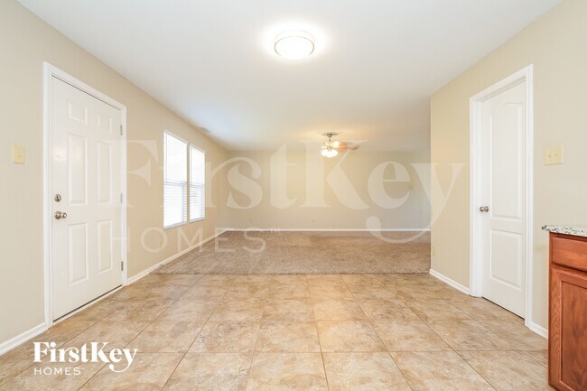 Building Photo - 5418 Fairway Forest Dr