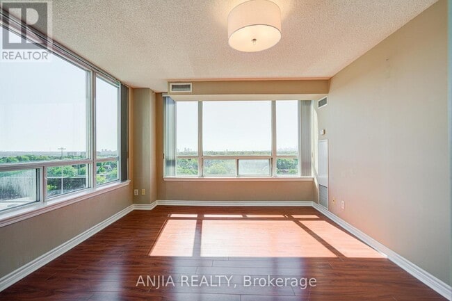 Building Photo - 1 Rean Dr
