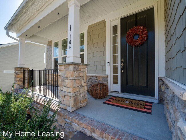 Building Photo - 3 br, 3 bath House - 16104 Langston Drive