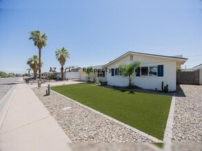 Building Photo - 6637 E Wilshire Dr