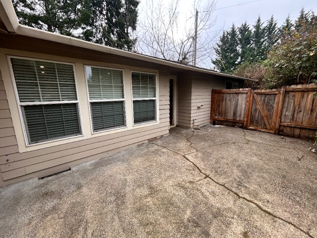 Foto del edificio - 6060 SW 170th Ave