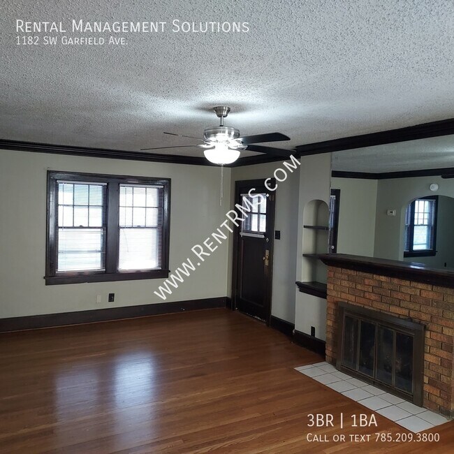 Foto del edificio - *NEAR WASHBURN UNIVERSITY* 3 BED/1 BATH
