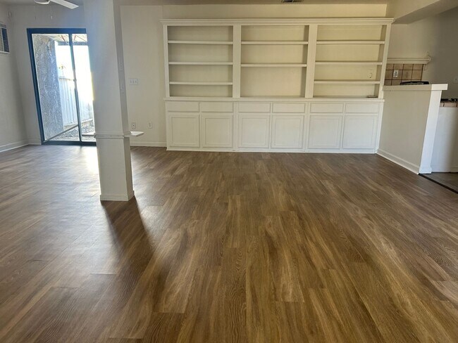 Foto del edificio - Jones 21240 SM