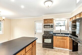 Building Photo - 69 Allan Dr