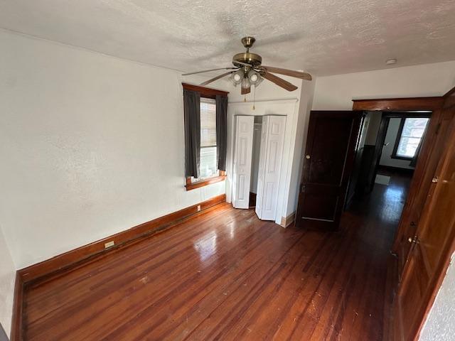 Foto del edificio - 3966 Regent Ave