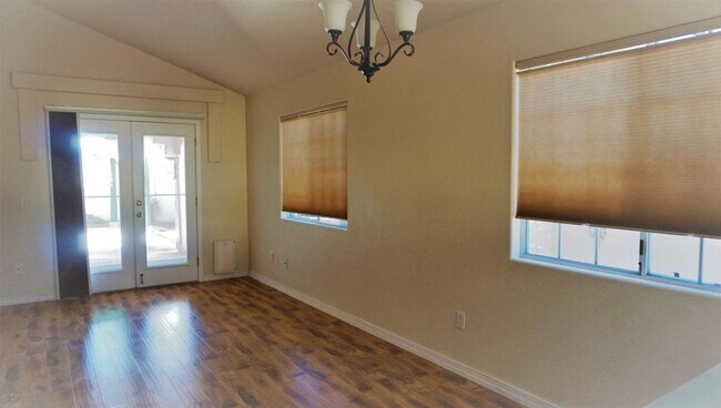 Building Photo - 4408 La Corte Dr