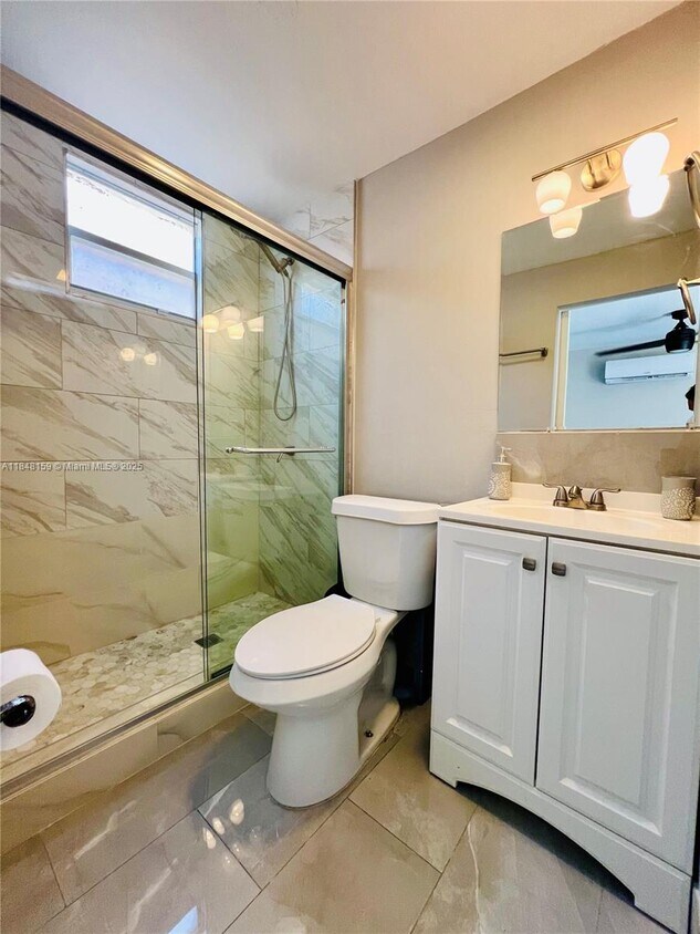 Foto principal - 361 SW 20th Rd