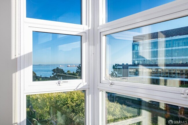 Foto del edificio - 330 Mission Bay Boulevard North