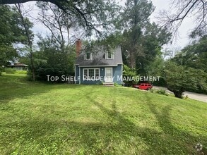 Building Photo - 6103 Dagle Dr
