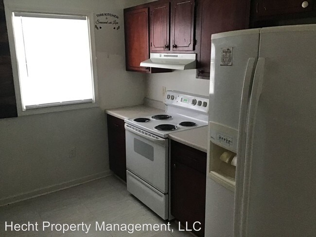 Building Photo - 4 br, 2 bath House - 352 W. Raleigh Ave