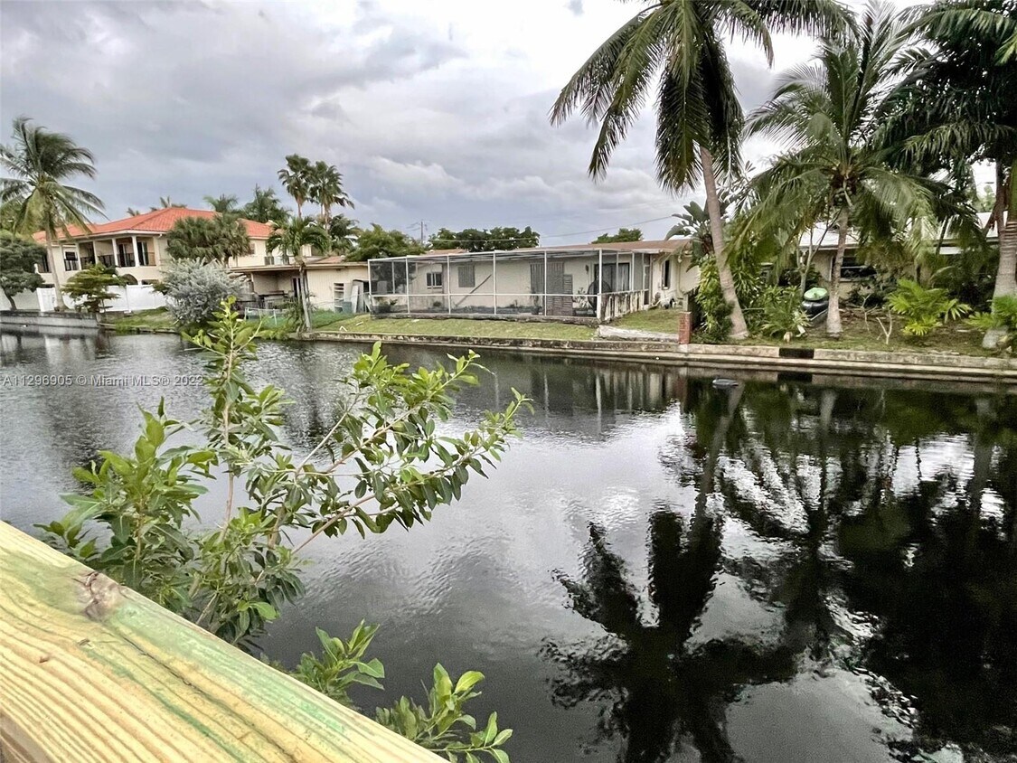 36653667 NW 17th Way, Oakland Park, FL 33309 House Rental in Oakland