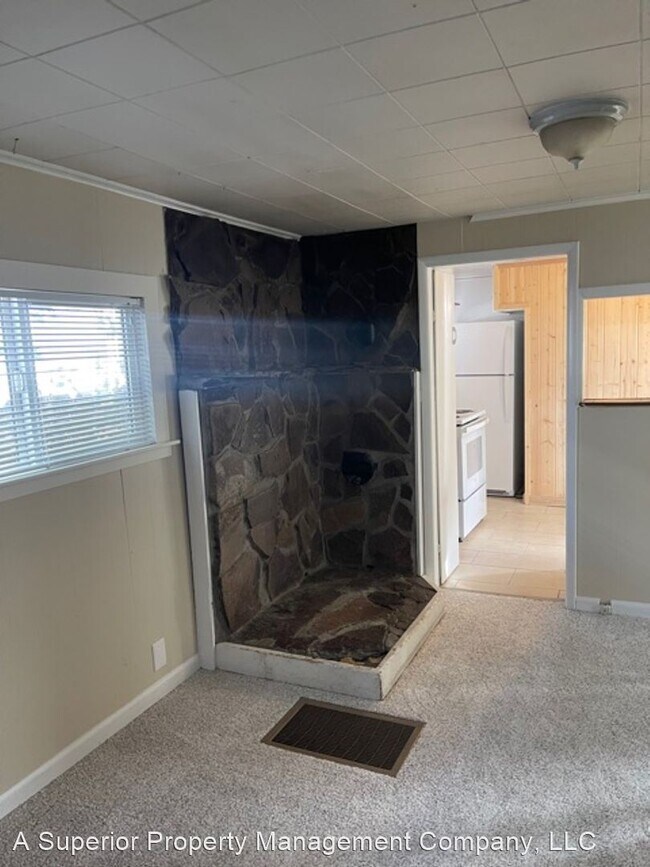 Building Photo - 2 br, 1 bath House - 1251 NW Newport Ave
