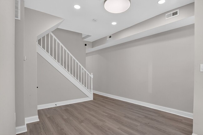 Foto del edificio - 1106 S Carey St