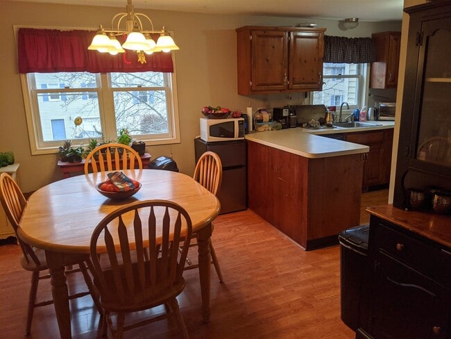 Building Photo - 51 Fords Landing Dr
