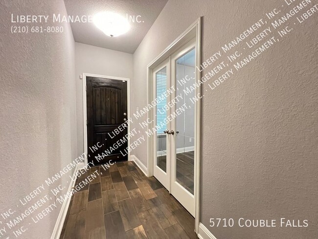 Building Photo - Beautiful 3 bedroom, 2 bath in Alamo Ranch