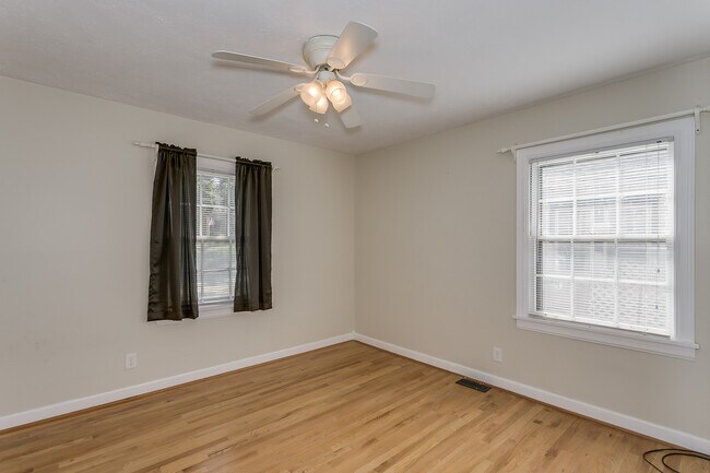 Foto del edificio - 2 bedroom, 2 bath home