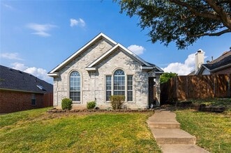 Building Photo - 1717 Marcella Ln
