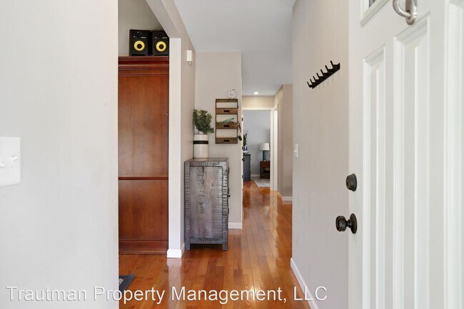 Foto del edificio - 3 br, 2 bath House - 2004 Scottsdale Dr.