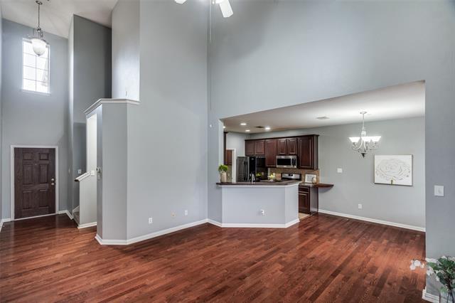 Foto del edificio - 8738 Manhattan Ave