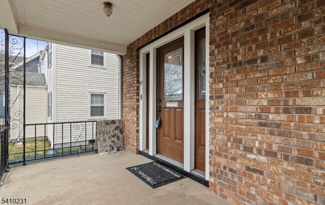 Foto del edificio - 87 E Somerset St