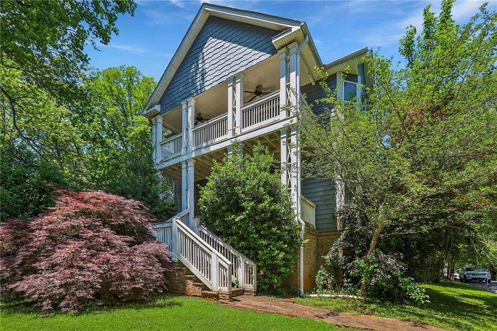 Foto principal - 411 Deering Rd NW