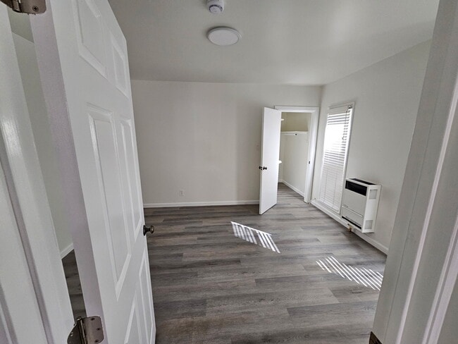 Building Photo - 4143 Jackson Ave