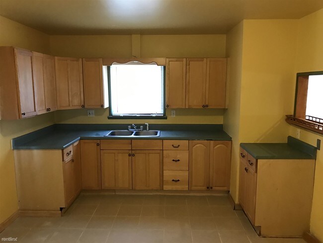 Building Photo - 30179 Arbor Ct