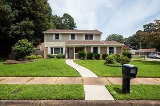 Building Photo - 1768 Olympic Dr